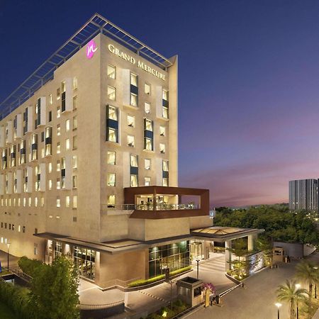 Grand Mercure Ahmedabad Gift City - An Accor Hotels Brand Gandhinagar Dış mekan fotoğraf